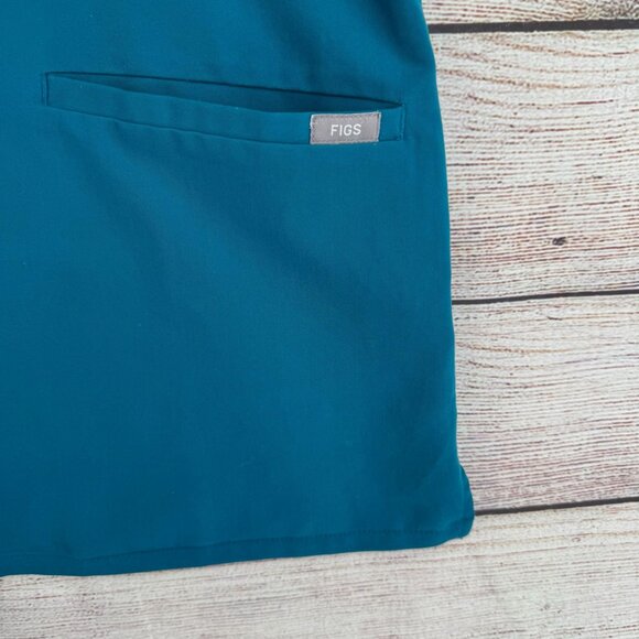 Figs‎ Casma Three Pocket Scrub Top Women's Size XL Pacific Blue - Picture 7 of 11